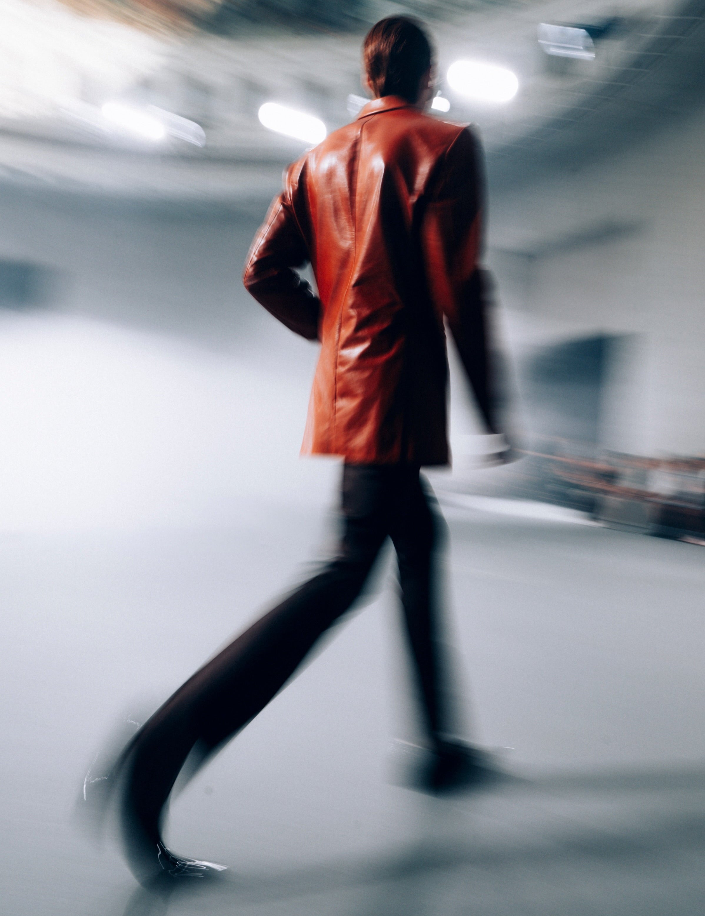 Alex_Dobe_for_SAINT_LAURENT_2026-2_dc6b9eca-0b9a-461d-a215-bb28420e3a8e.jpg